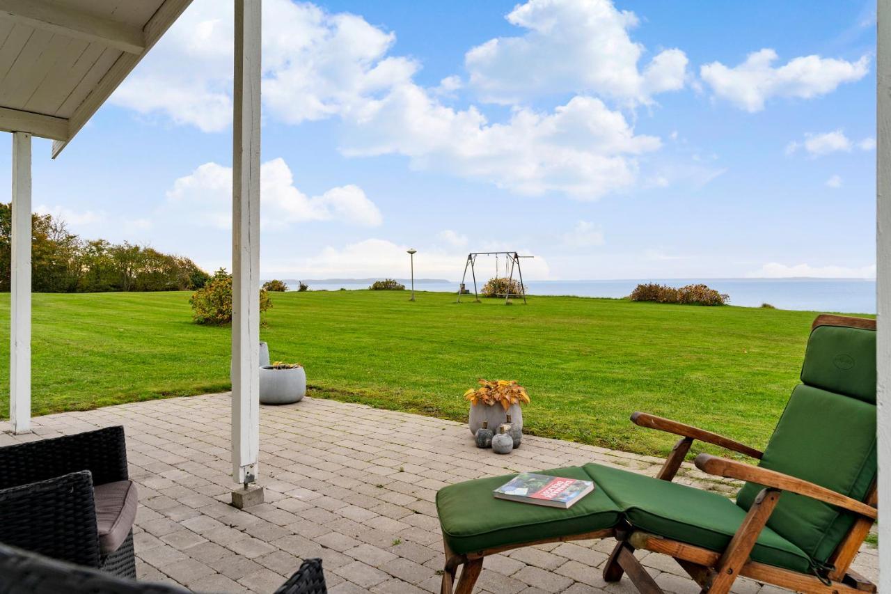 Remarkable 2-Bed Beach House Brenderup Exterior foto