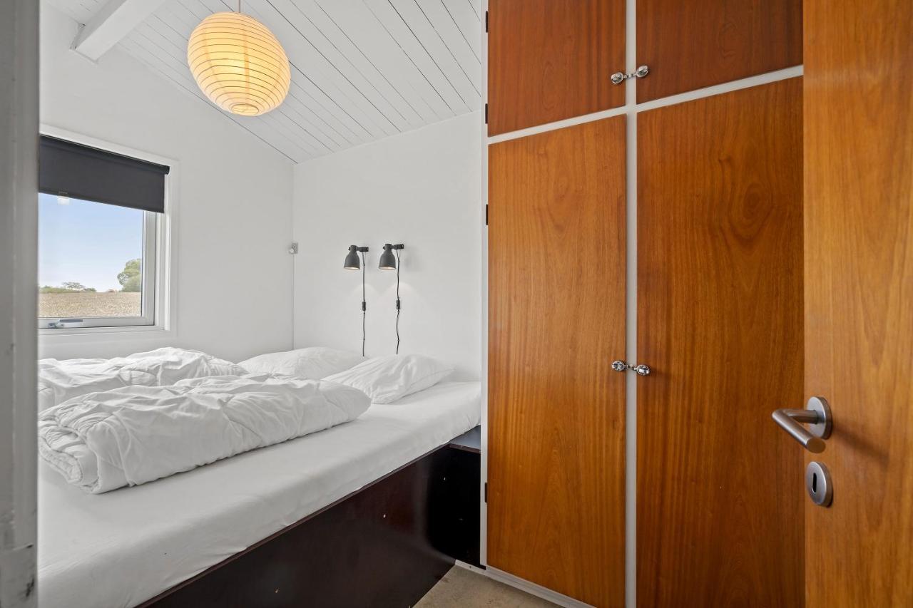 Remarkable 2-Bed Beach House Brenderup Exterior foto