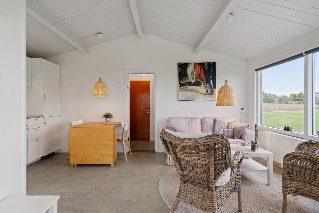 Remarkable 2-Bed Beach House Brenderup Exterior foto
