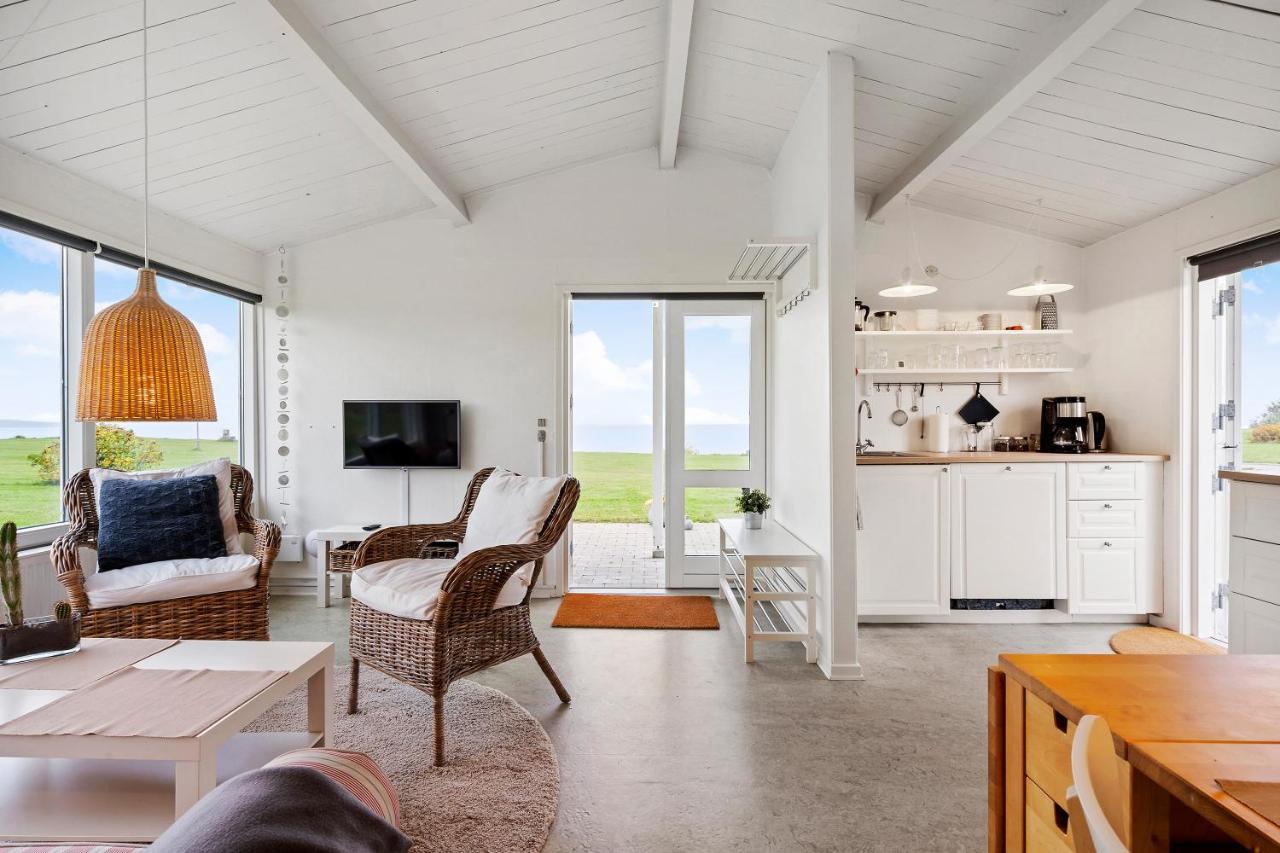 Remarkable 2-Bed Beach House Brenderup Exterior foto